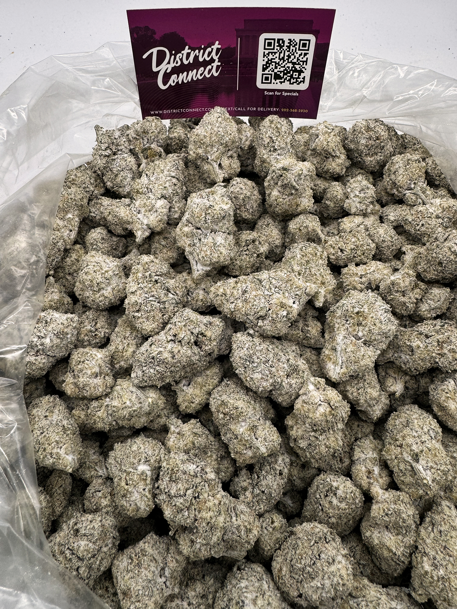 Pineapple Snow Oz Deal **OUT OF STOCK** - District Connect