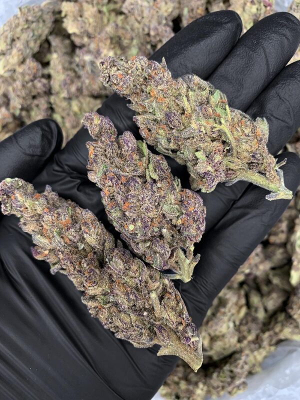 Hawaiian Trainwreck strain-district-connect-washington-dc-weed-delivery